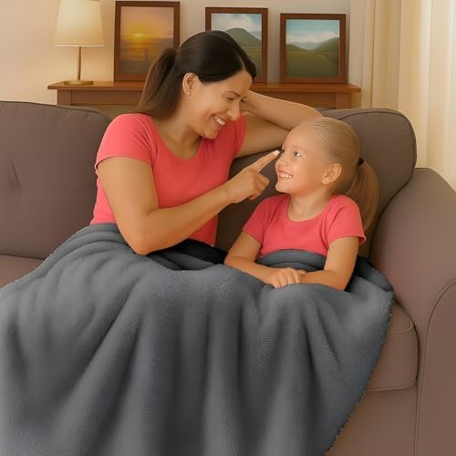 41eeic4J1RL._AC_.jpg Melissa Large Travel Blanket and Inflatable Pillow Set - 69“ x 43.3” – Soft Blanket with Carry Bag – Lightweight, Compact & Washable for Backpacking, Hiking, Car, Airplane, Office, Camping (Gray)