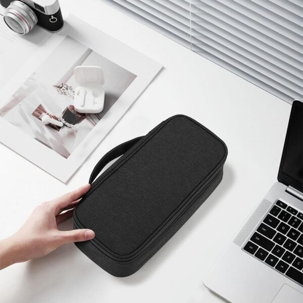 61SBb5V3T-L._AC_SL1000_.jpg Teskyer Electronics Organizer Travel Case, Waterproof Portable Tech Accessories Pouch with Organized Compartments for Cables, Phone, Chargers, Earphone, Black